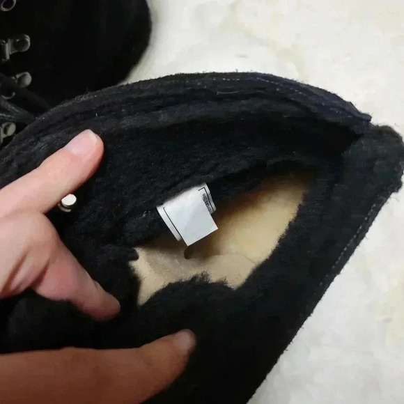 Bearpaw Kerri suede fuzzy wool skeepskin hiking boot neverwet Size 11 Black - Picture 5 of 10